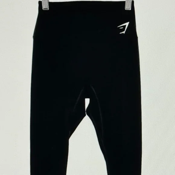 GYMSHARK Black Training Cropped Leggings New with Tags - Picture 1 of 4